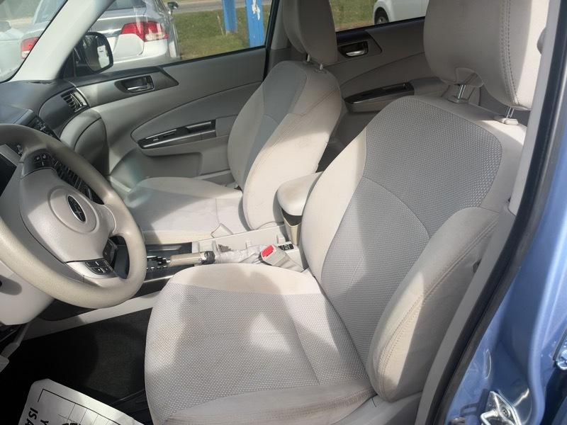 Subaru Forester 2.5X Premium 2011