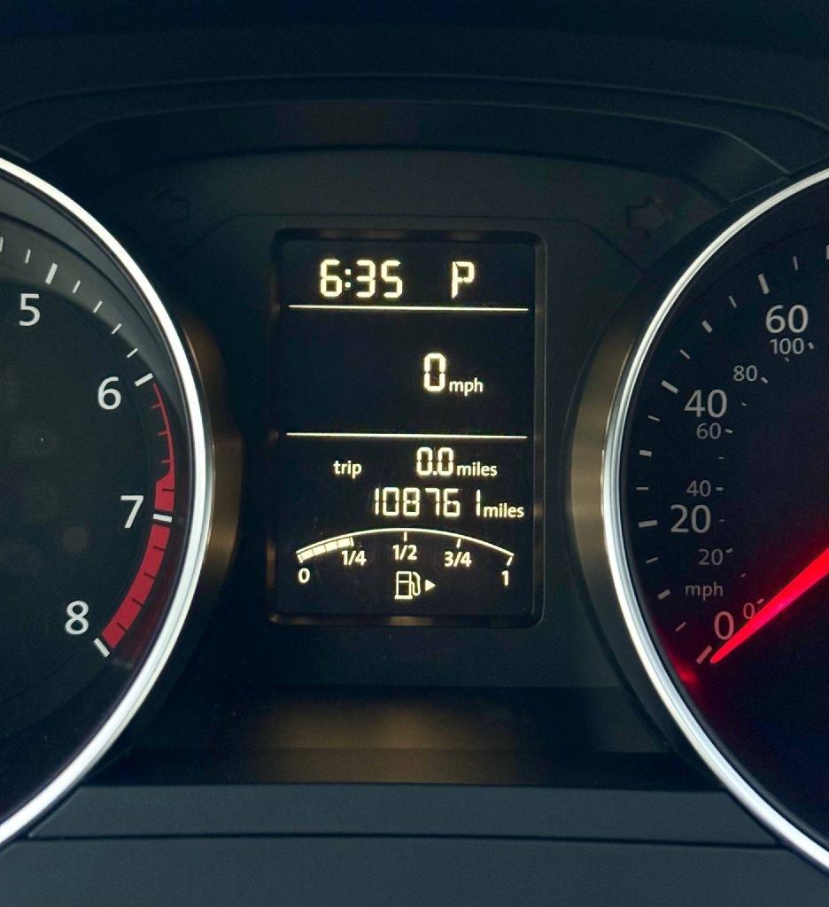 Volkswagen Jetta SE 6A 2015