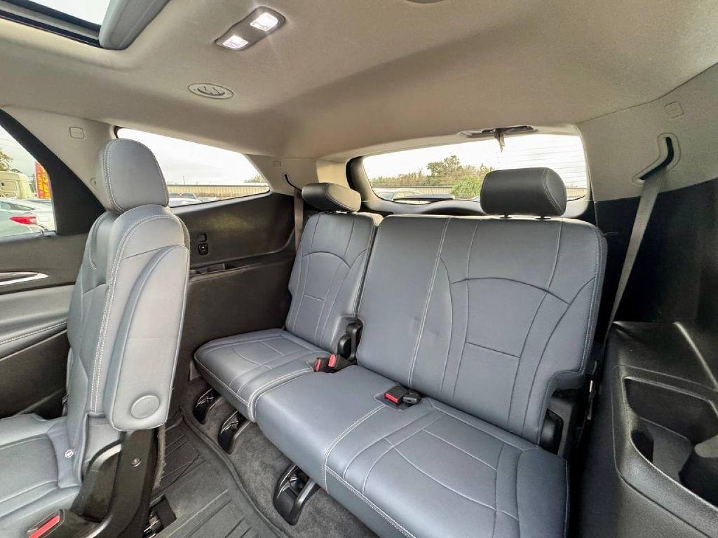 Buick Enclave Essence FWD 2019