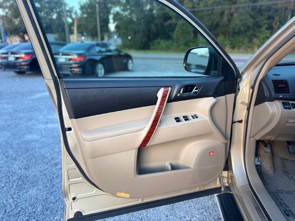 Toyota Highlander Limited 2WD 2009 Toyota Highlander Limited 2WD 2009