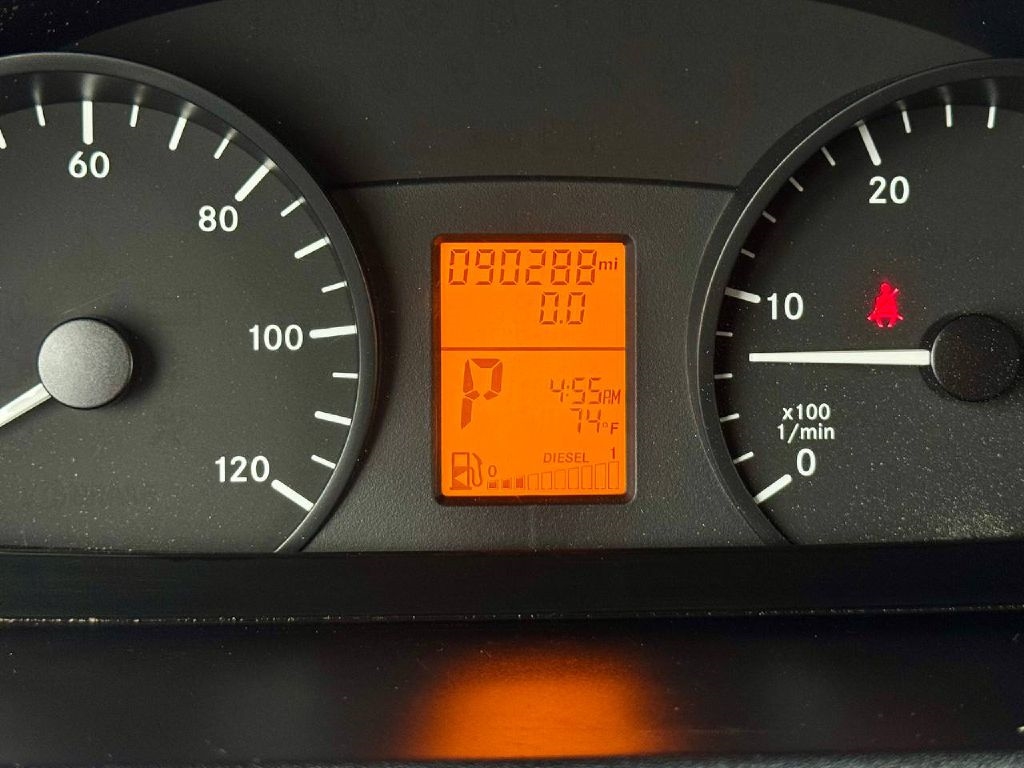 Mercedes-Benz Sprinter 2500 Passenger Van 144-in. WB 2015