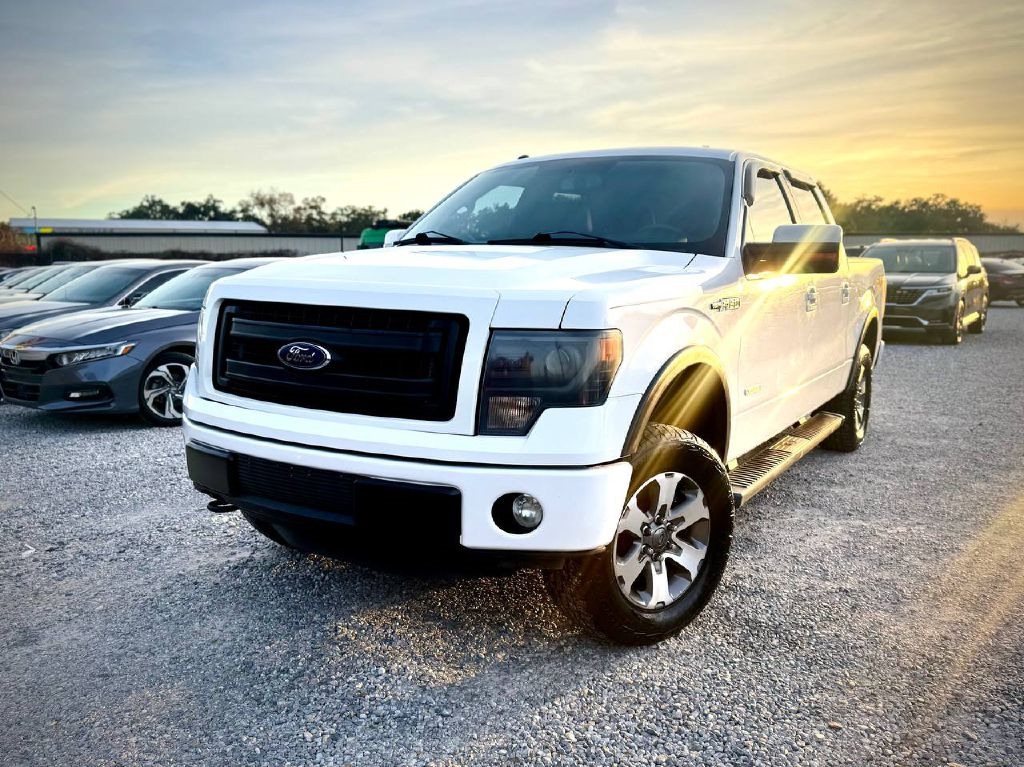 2013 Ford F-150 XL SuperCrew 5.5-ft. Bed 4WD