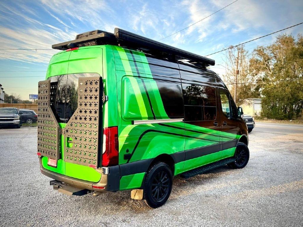 Mercedes-Benz Sprinter 2500 144-in. WB 2022