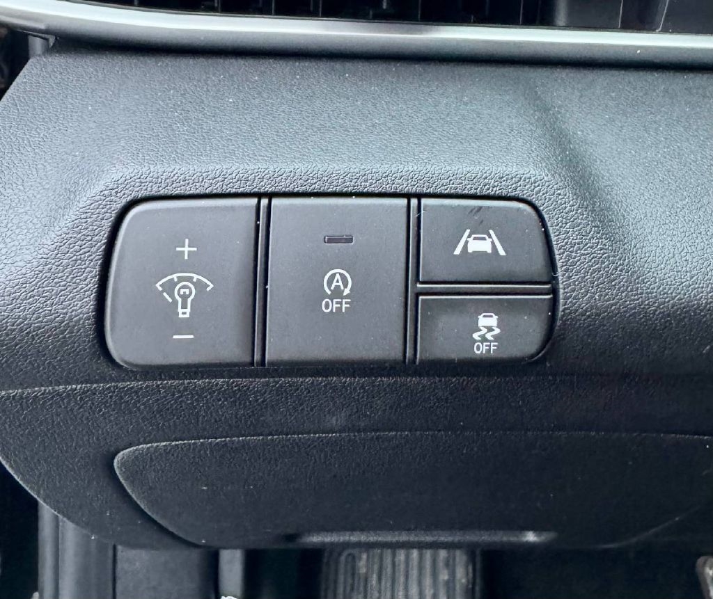 Hyundai Elantra SE 2021