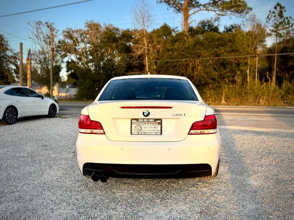 BMW 1-Series 135i Coupe 2012
