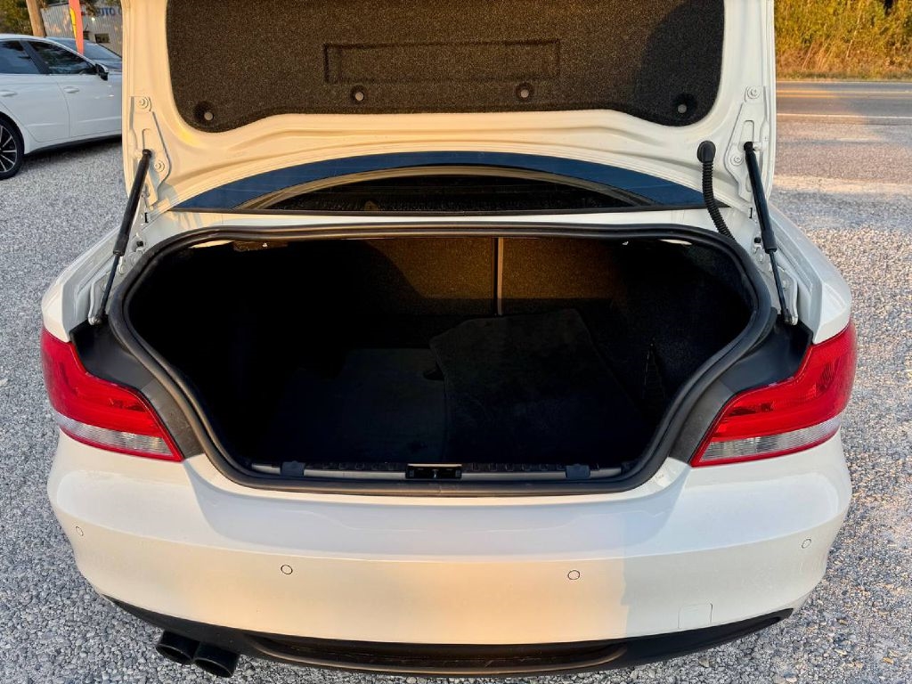 BMW 1-Series 135i Coupe 2012