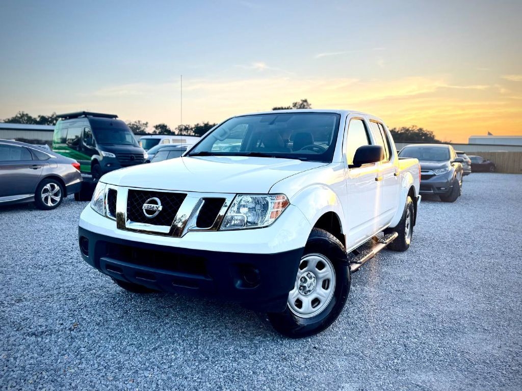 Nissan Frontier S Crew Cab 5AT 2WD 2018