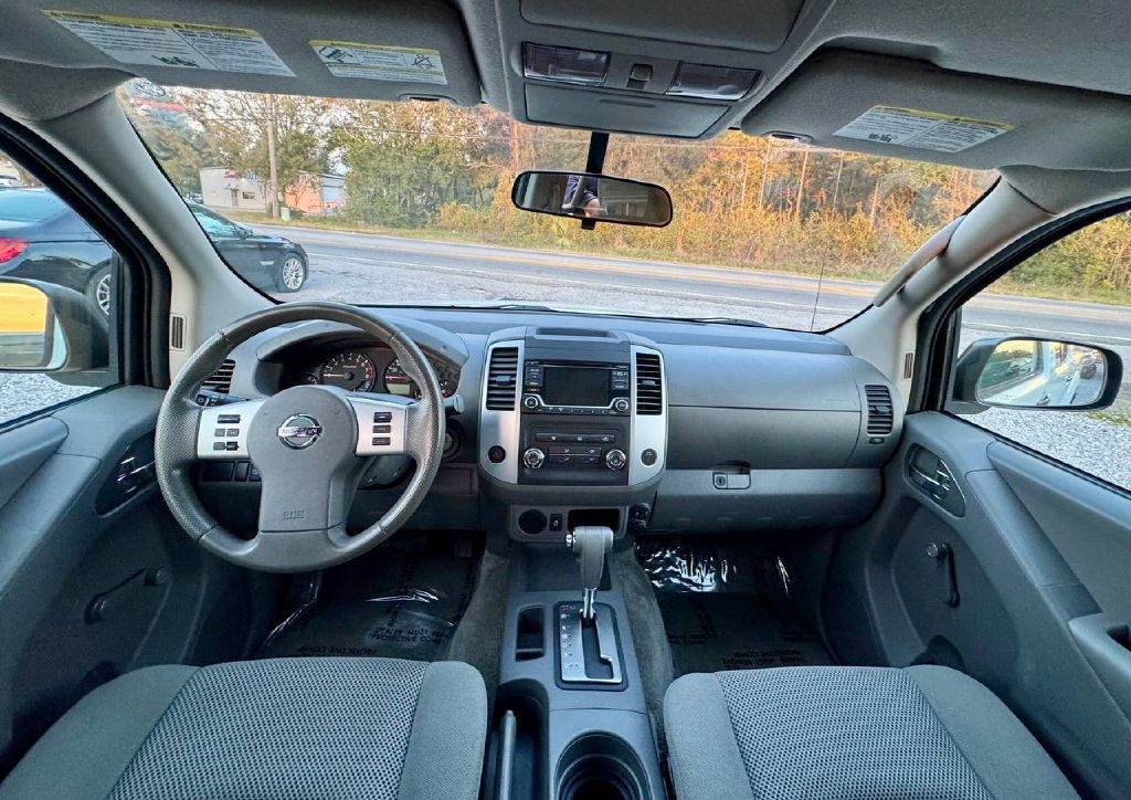Nissan Frontier S Crew Cab 5AT 2WD 2018