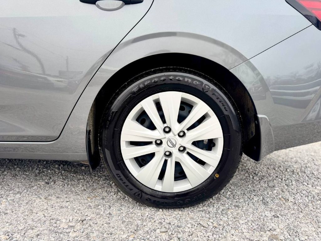 Nissan Sentra S 2025