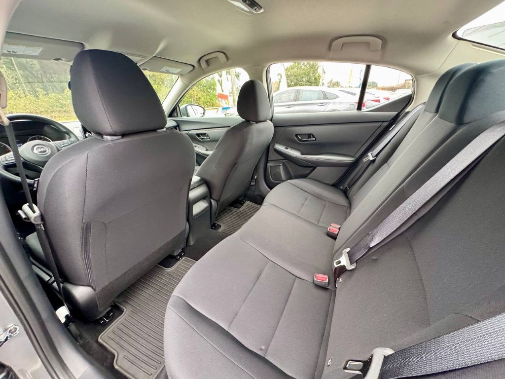 Nissan Sentra S 2025