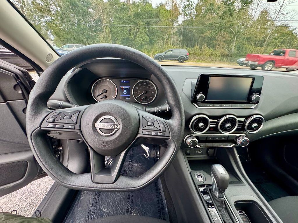 Nissan Sentra S 2025