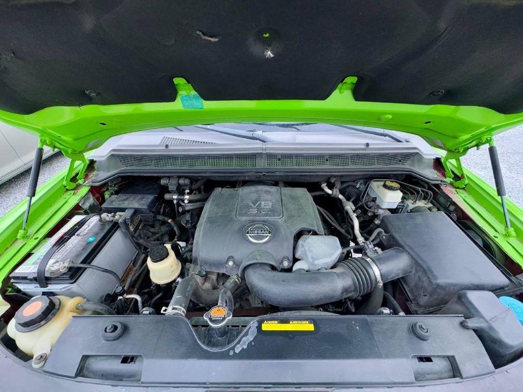 Nissan Armada Platinum 4WD 2010