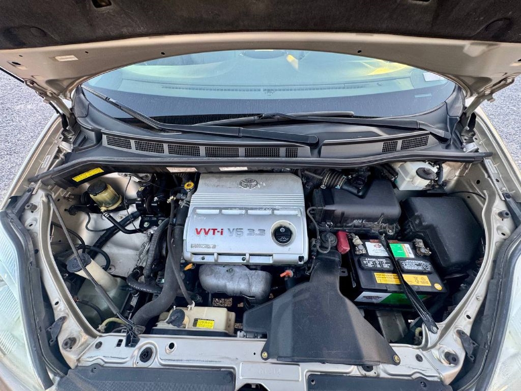 Toyota Sienna XLE 2004