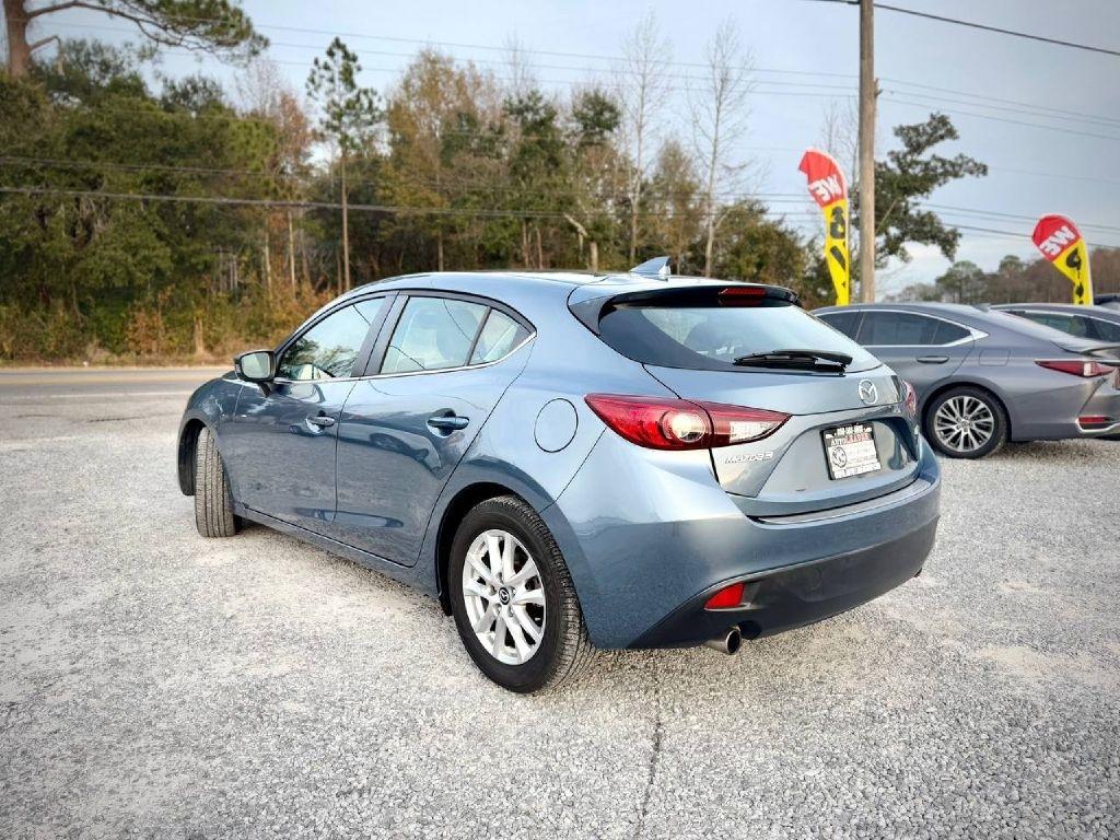 Mazda MAZDA3 i SE AT 5-Door 2016