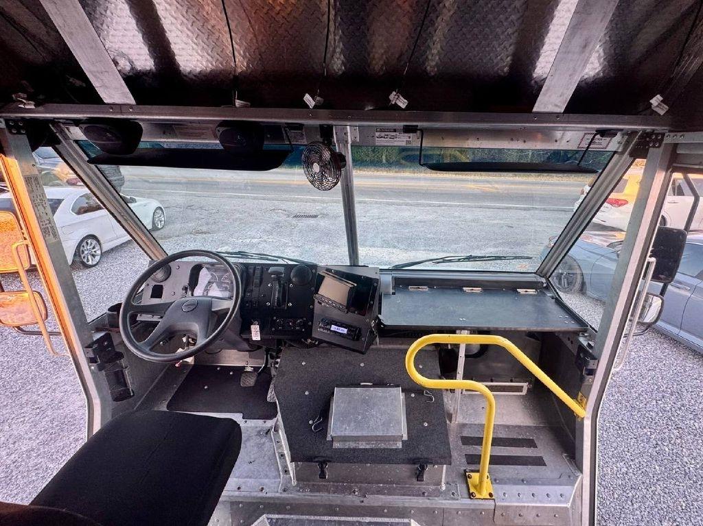 Freightliner MT45  2022