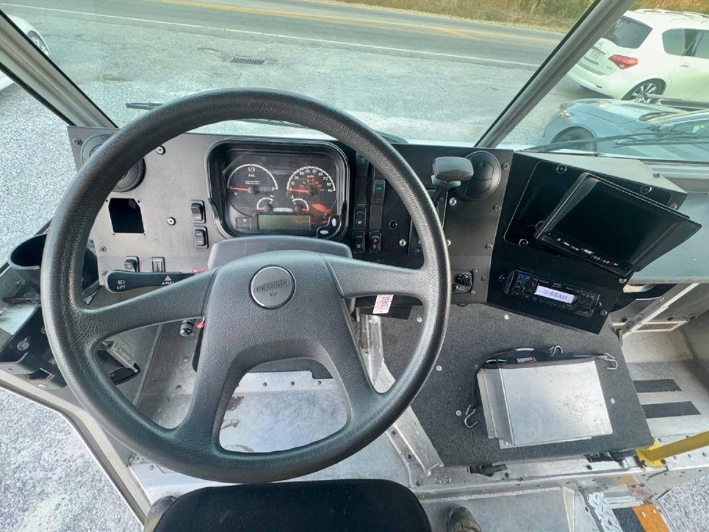 Freightliner MT45  2022