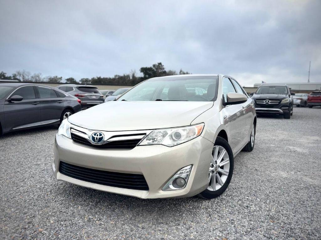 2014 Toyota Camry Hybrid XLE