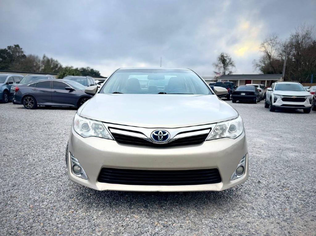 Toyota Camry Hybrid XLE 2014