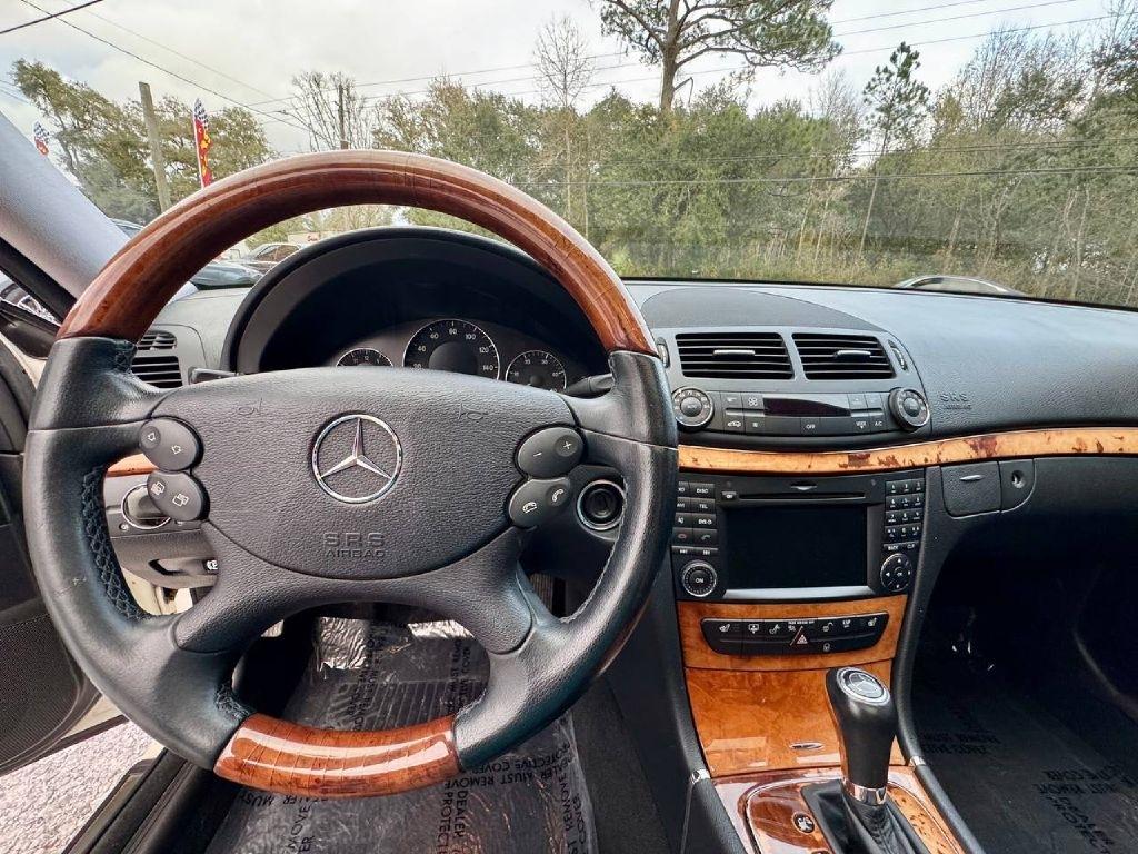 Mercedes-Benz E-Class E320 BlueTEC Sedan 2009