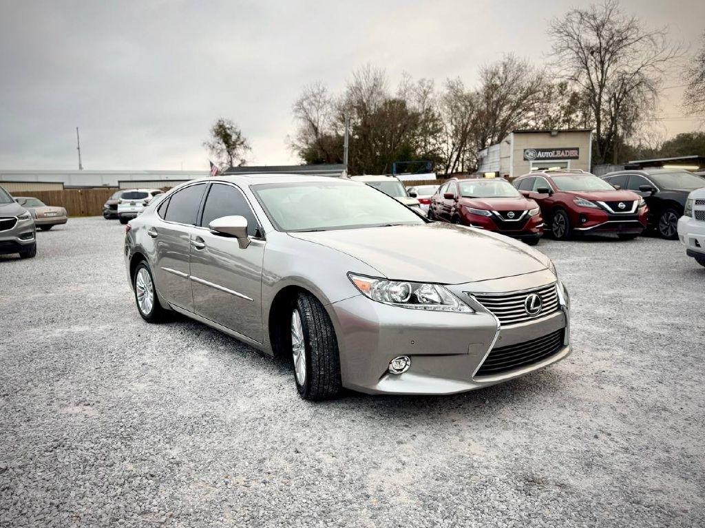 Lexus ES 350 Sedan 2015