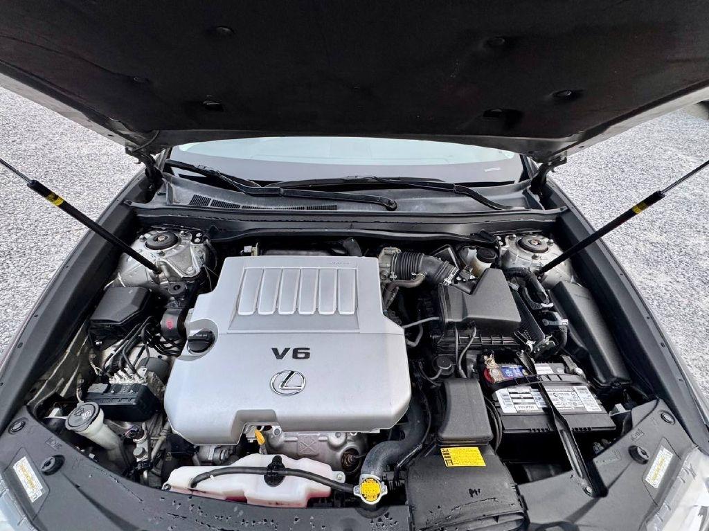 Lexus ES 350 Sedan 2015