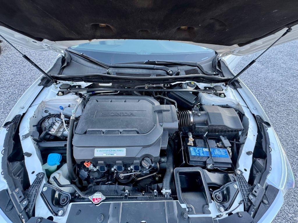 Honda Accord EX-L Sedan V6 6-Spd AT 2016