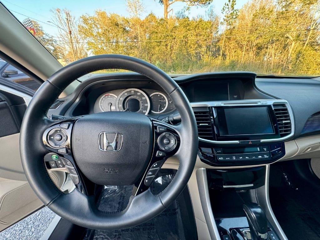 Honda Accord EX-L Sedan V6 6-Spd AT 2016