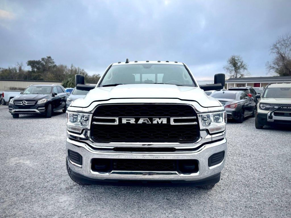 RAM 3500 Tradesman Crew Cab 4WD DRW 2020