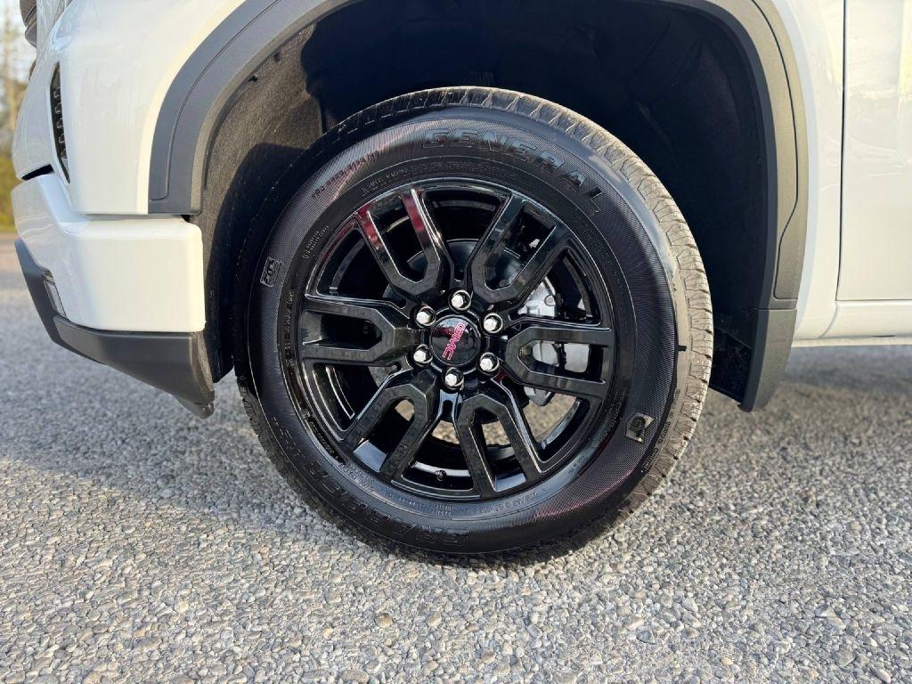 GMC Sierra 1500 Elevation Double Cab 4WD w/3VL 2026