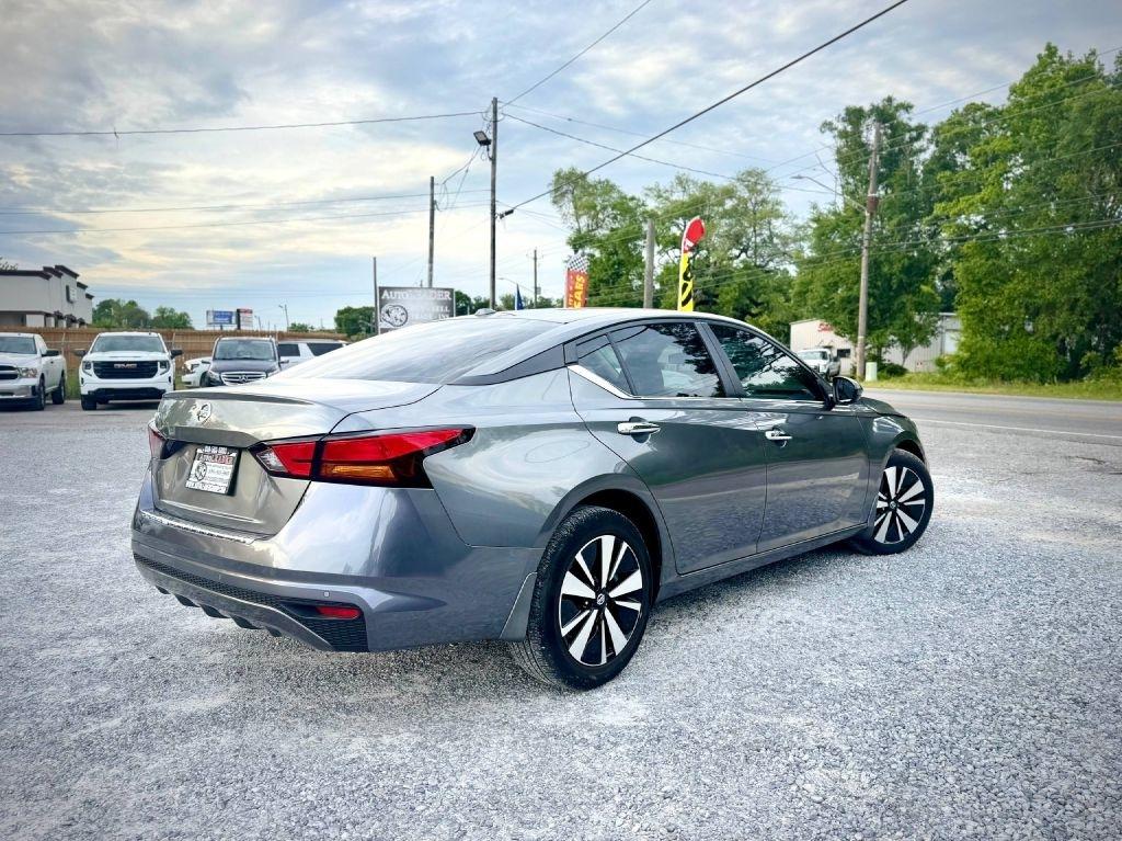 Nissan Altima 2.5 SV AWD 2022