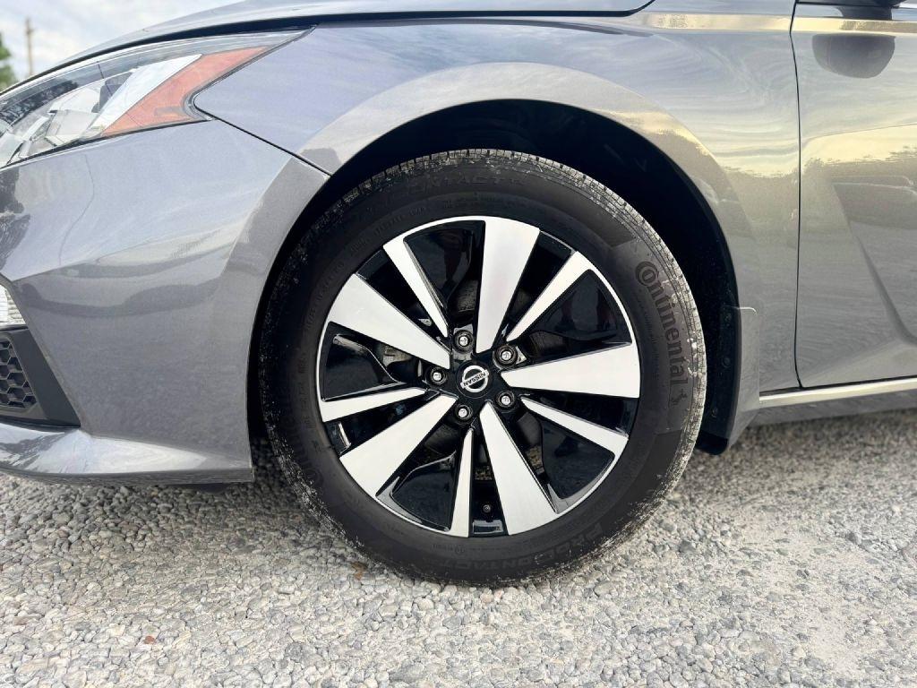 Nissan Altima 2.5 SV AWD 2022