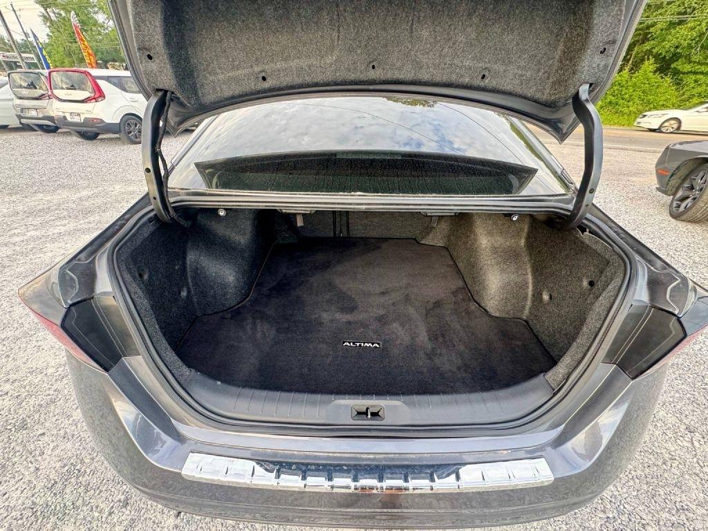 Nissan Altima 2.5 SV AWD 2022