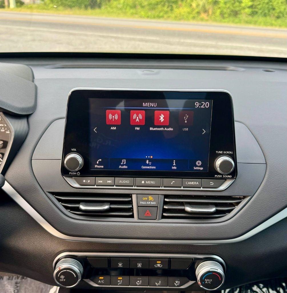 Nissan Altima 2.5 SV AWD 2022