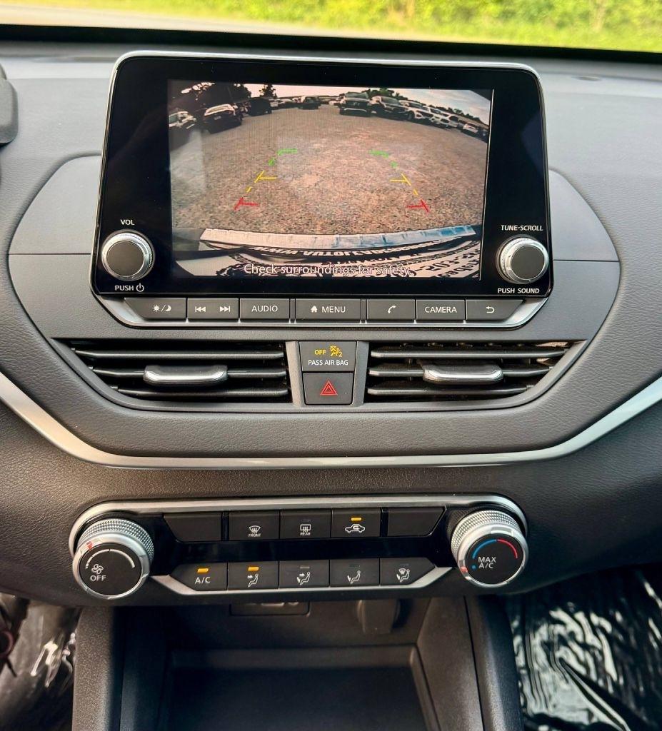 Nissan Altima 2.5 SV AWD 2022