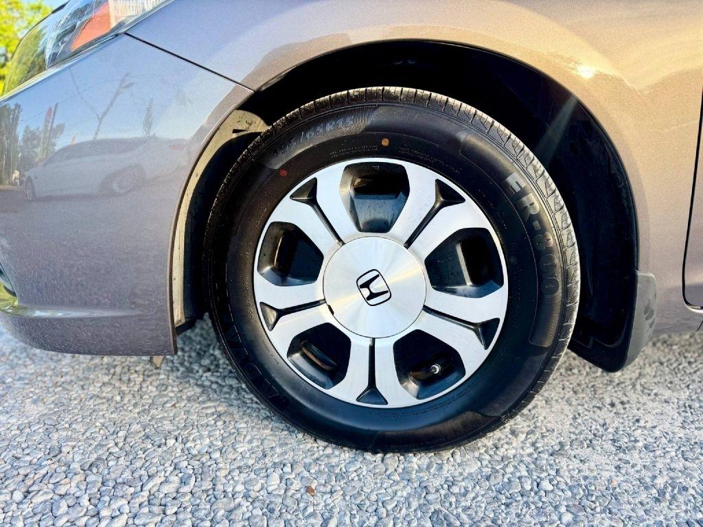 Honda Civic Hybrid CVT AT-PZEV with Leather 2013