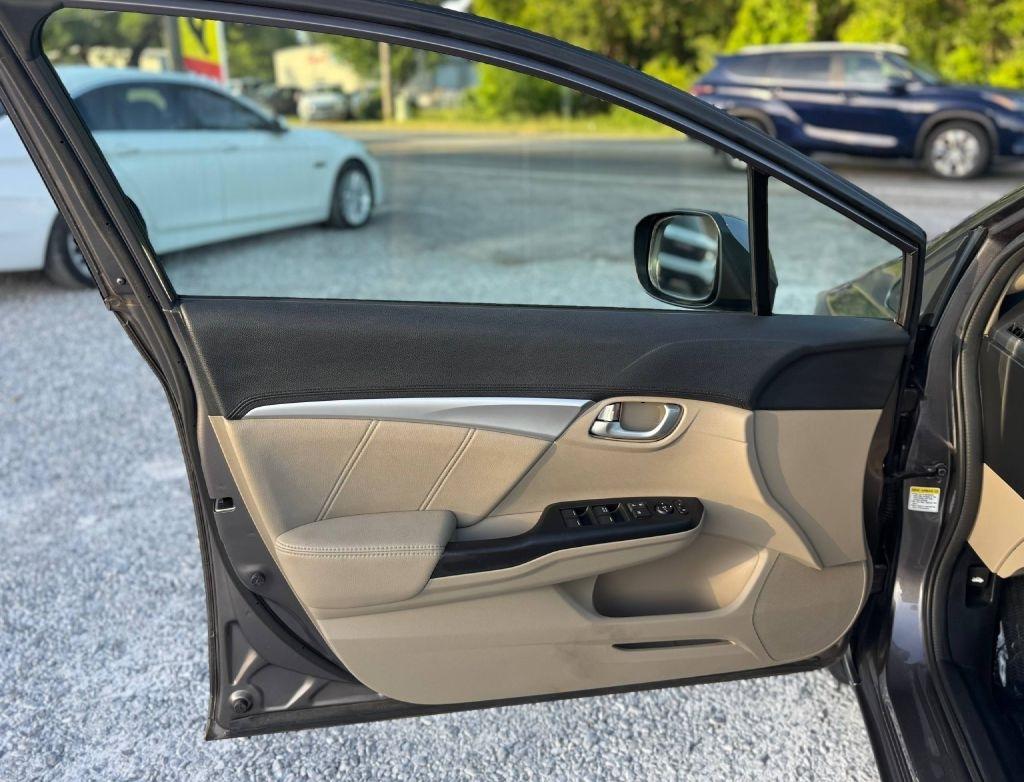 Honda Civic Hybrid CVT AT-PZEV with Leather 2013