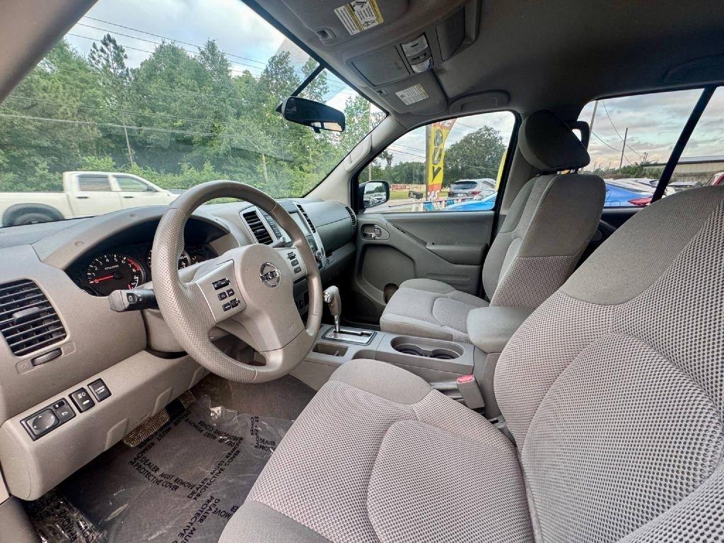 Nissan Frontier S Crew Cab 6MT 2WD 2019