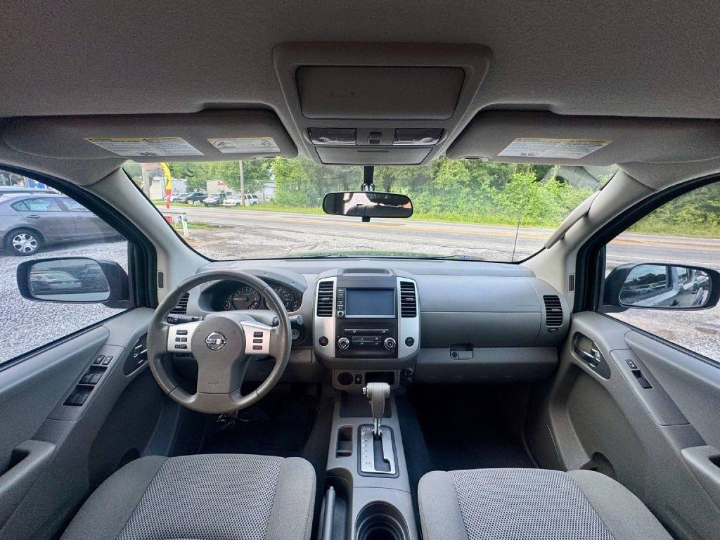 Nissan Frontier S Crew Cab 6MT 2WD 2019