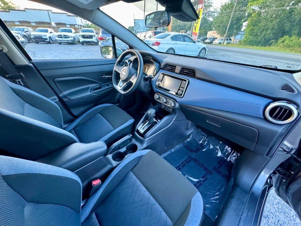 Nissan Versa SV 2024