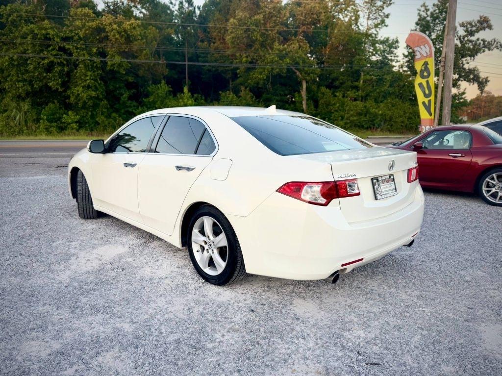 Acura TSX 5-Speed AT with Tech Package 2009