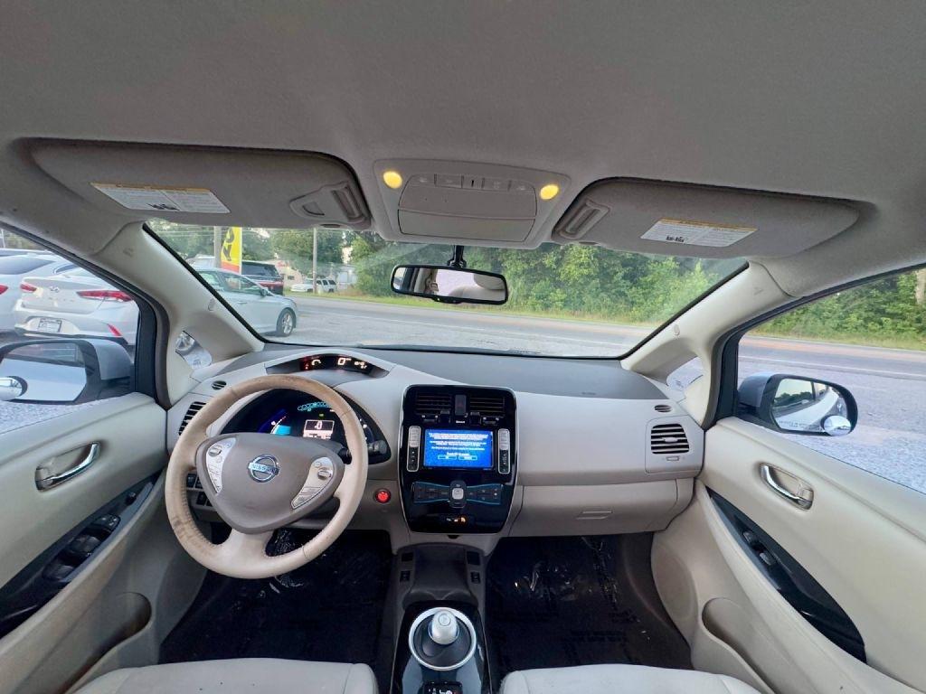 Nissan Leaf SV 2013
