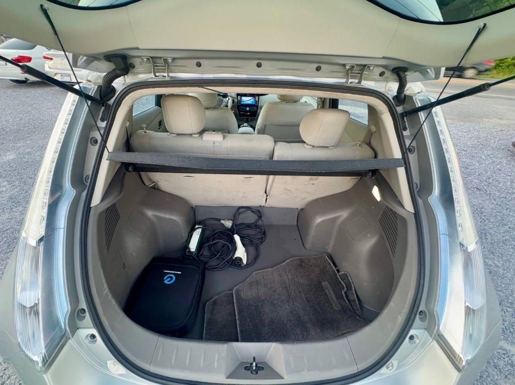Nissan Leaf SV 2013