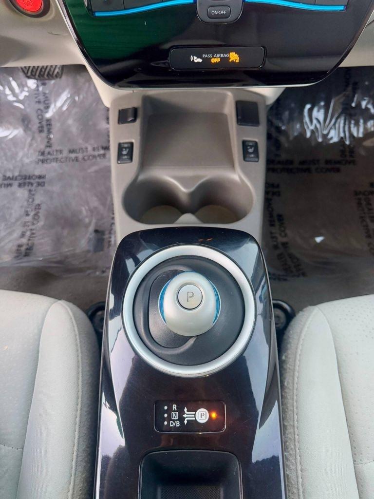 Nissan Leaf SV 2013