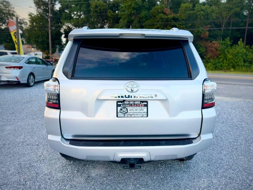 Toyota 4Runner SR5 2WD 2018