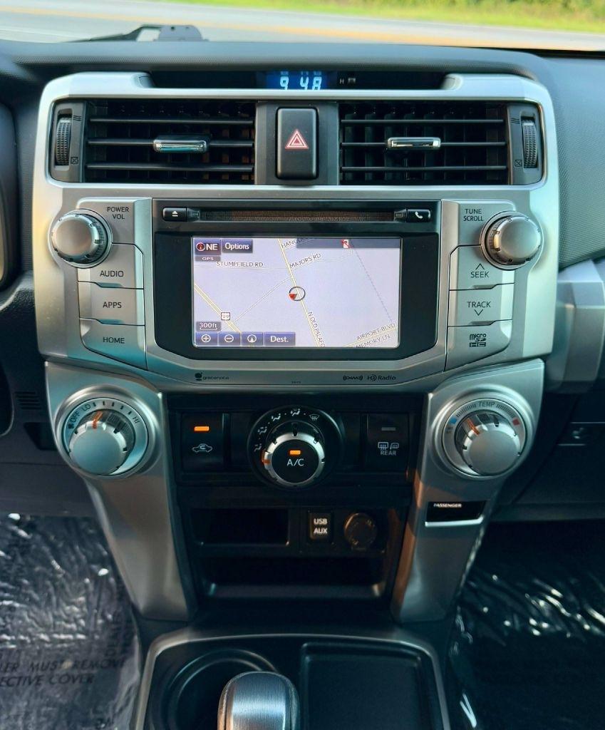 Toyota 4Runner SR5 2WD 2018