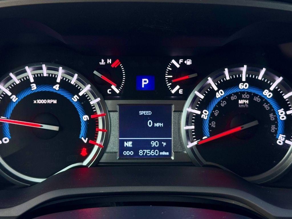 Toyota 4Runner SR5 2WD 2018