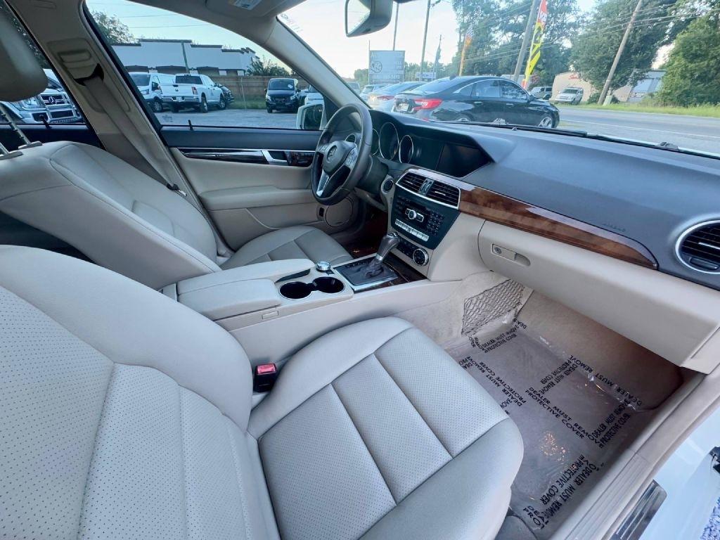 Mercedes-Benz C-Class C300 4MATIC Sport Sedan 2012
