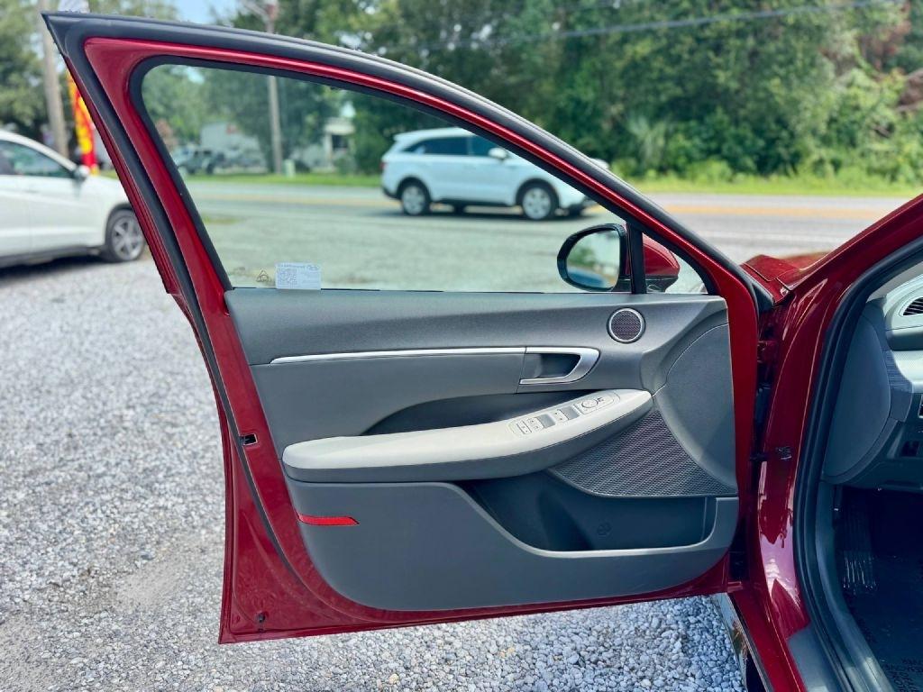 Hyundai Sonata SEL 2025