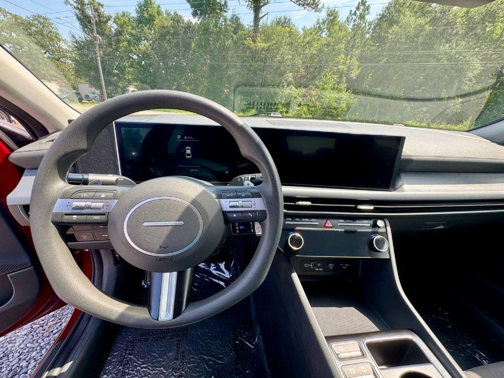 Hyundai Sonata SEL 2025
