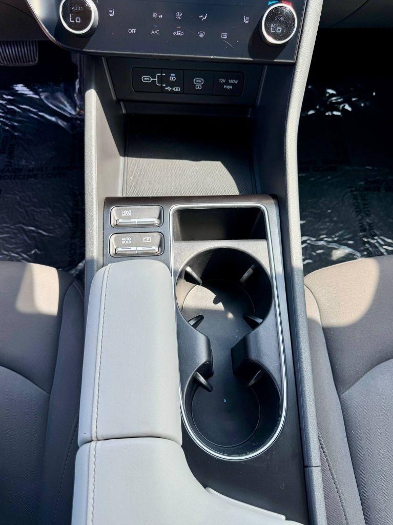 Hyundai Sonata SEL 2025
